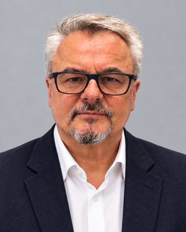 Porträt von Jürgen Saier, Geschäftsführer der Regiebau Ungarn Kft.